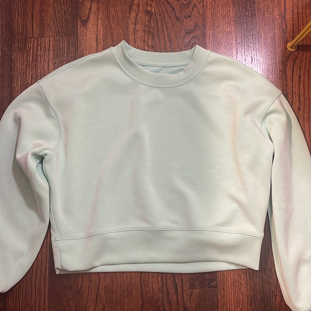 Wild mint lululmeon softstream crewneck